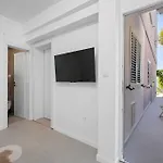 아파트 Excelsio Omis Riviera *