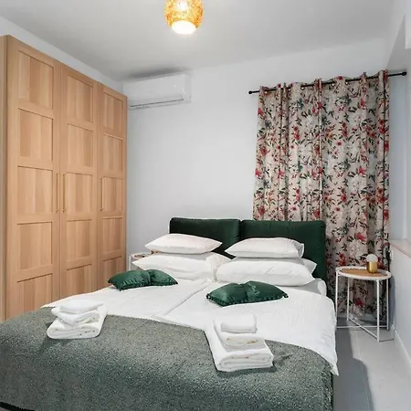 Apartman Excelsio Omis Riviera Stanici